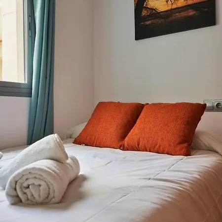 Stunning Penthouse Terrace & Pool * Free Parking Apartment Vera