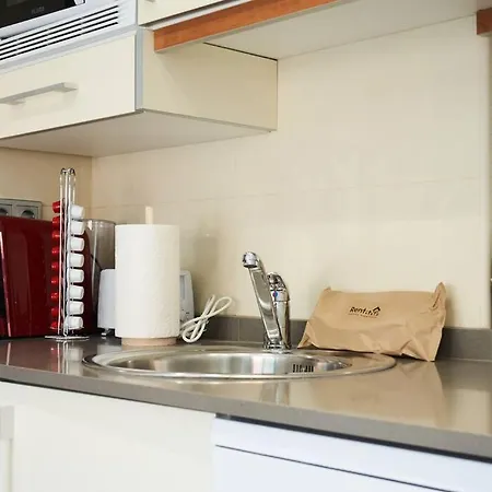 Apartment Stunning Penthouse Terrace & Pool * Free Parking