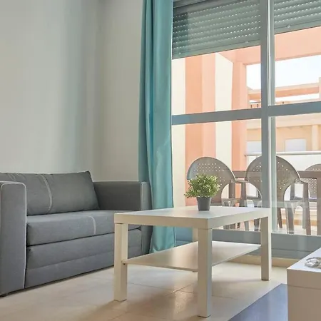 Stunning Penthouse Terrace & Pool * Free Parking Apartment *