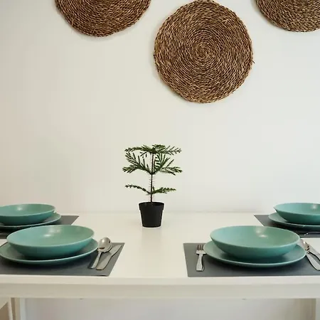 Stunning Penthouse Terrace & Pool * Free Parking Vera