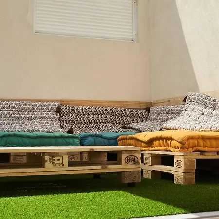 Stunning Penthouse Terrace & Pool * Free Parking