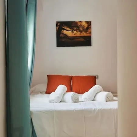 Stunning Penthouse Terrace & Pool * Free Parking * Vera