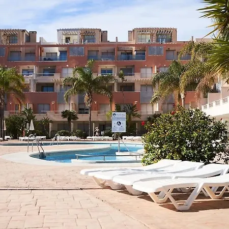 Stunning Penthouse Terrace & Pool * Free Parking Apartamento *